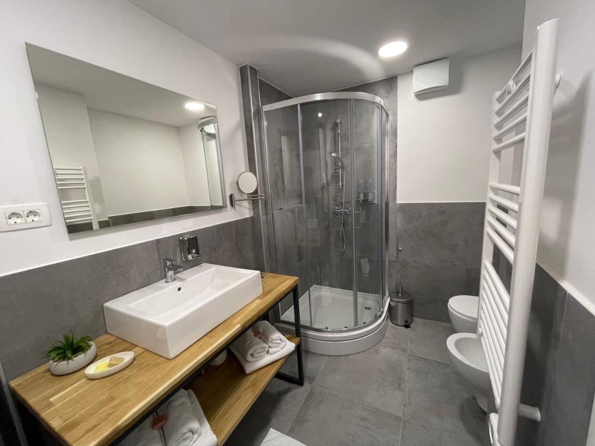 Apartments Porta Maggiore Копер Екстер'єр фото