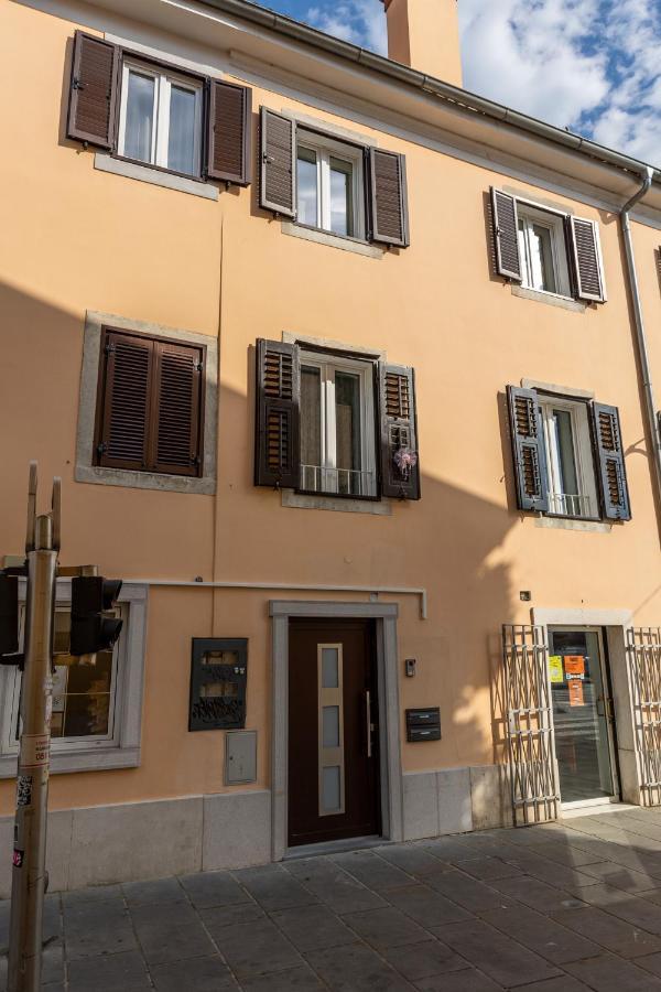 Apartments Porta Maggiore Копер Екстер'єр фото