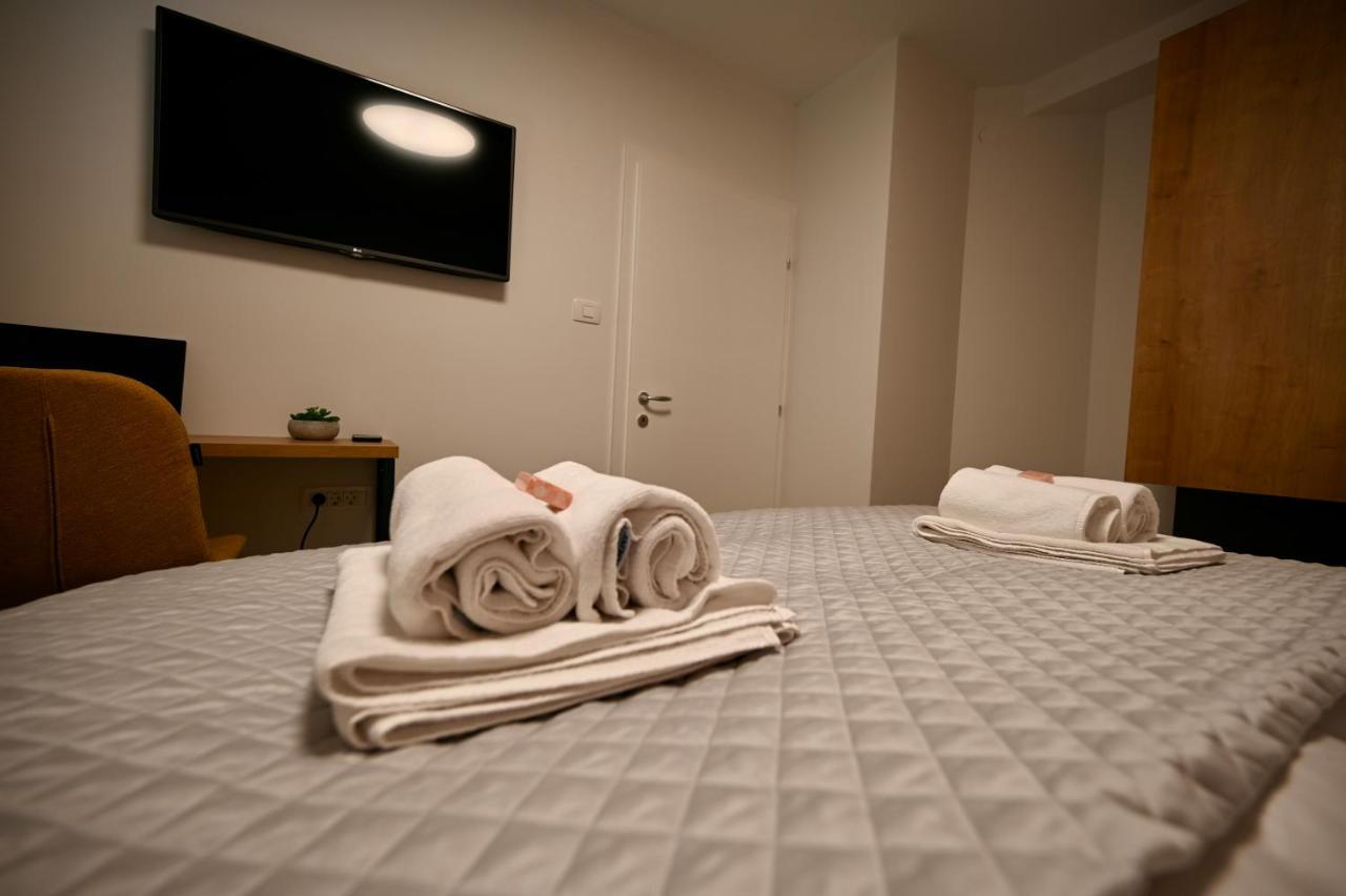 Apartments Porta Maggiore Копер Екстер'єр фото