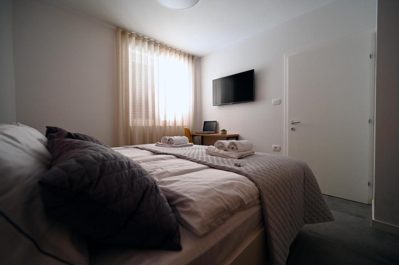 Apartments Porta Maggiore Копер Екстер'єр фото