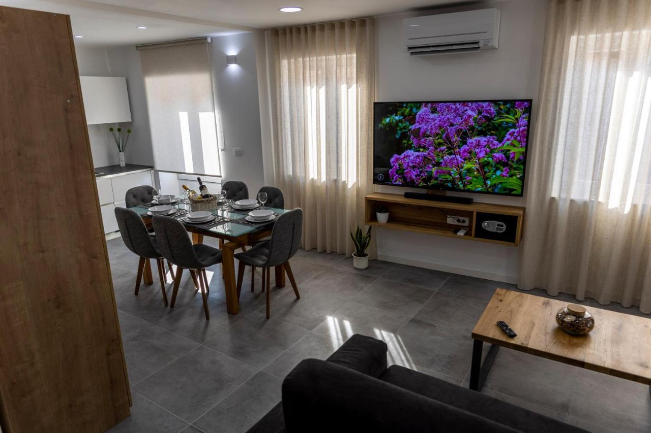 Apartments Porta Maggiore Копер Екстер'єр фото